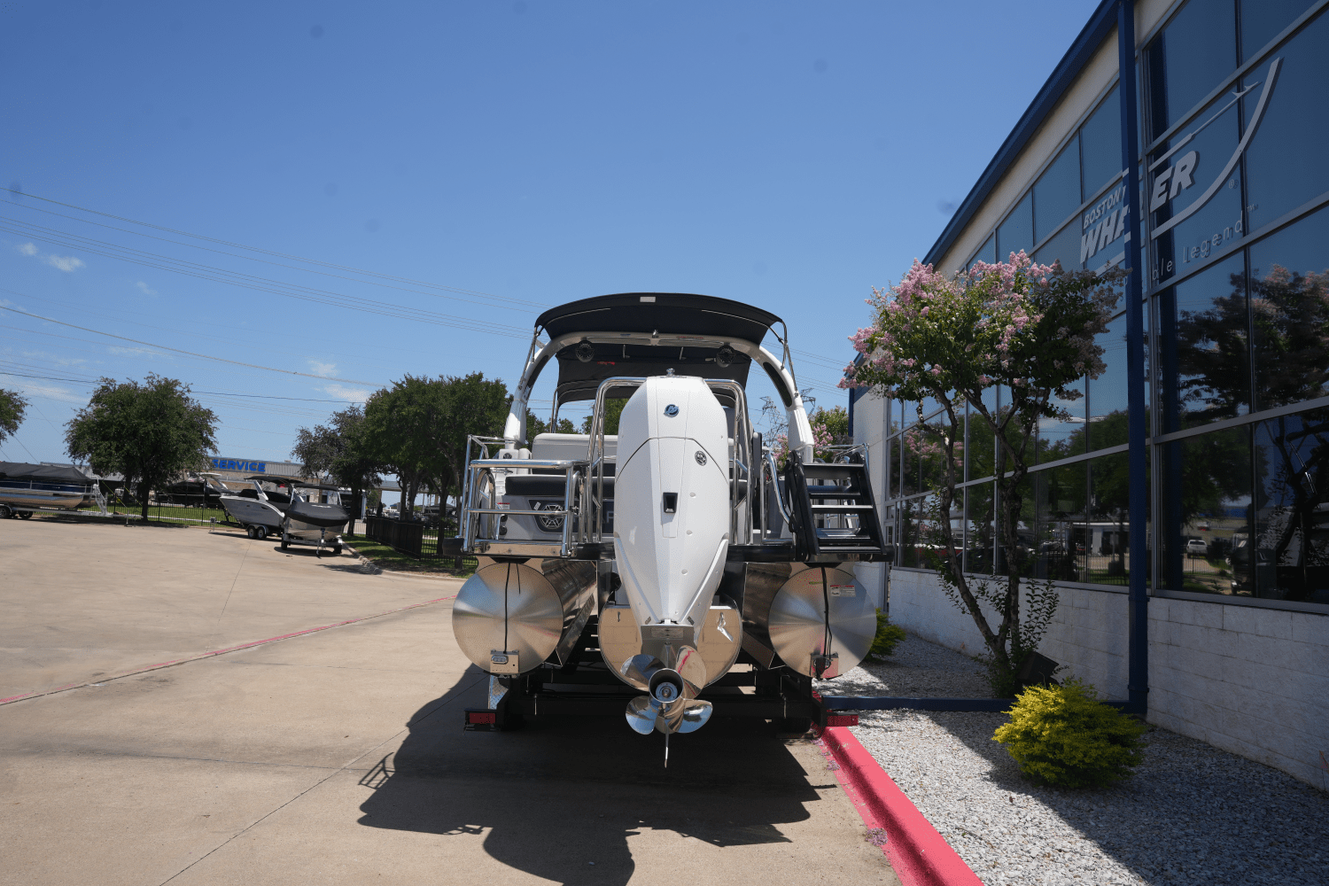 2025 Harris Grand Mariner 250 Image Thumbnail #3