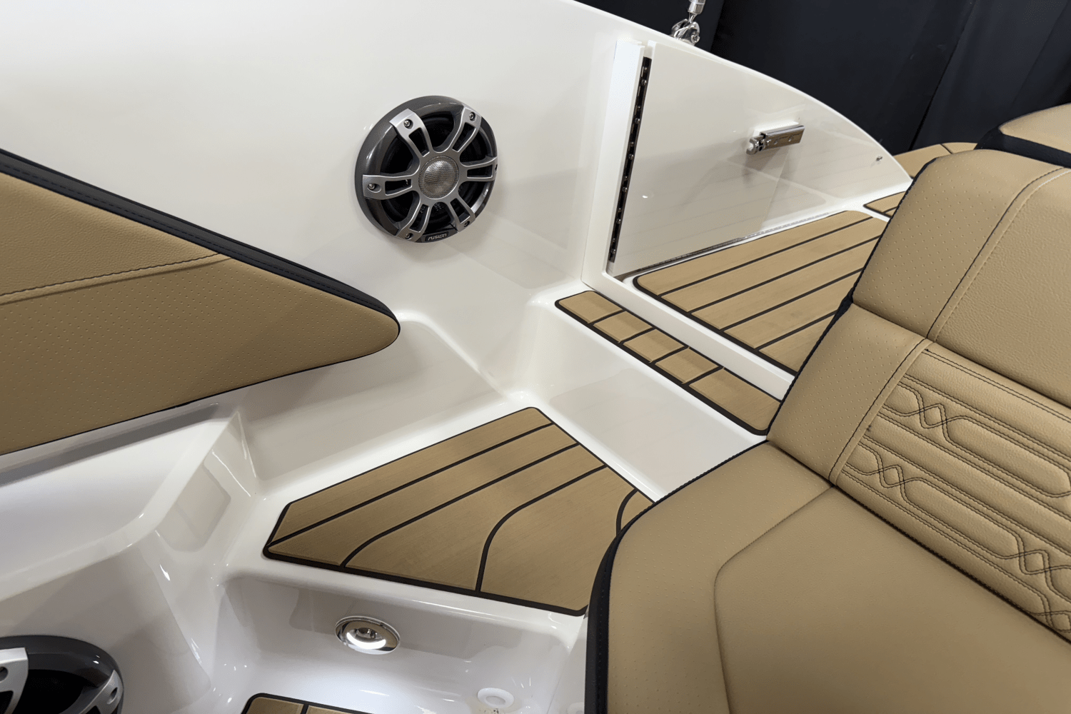 2025 Sea Ray SPX 190 Image Thumbnail #22
