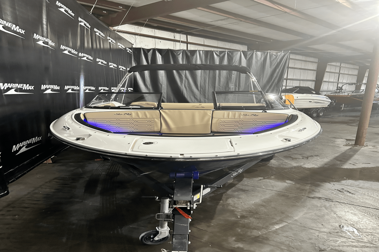 2025 Sea Ray SPX 190 Image Thumbnail #1