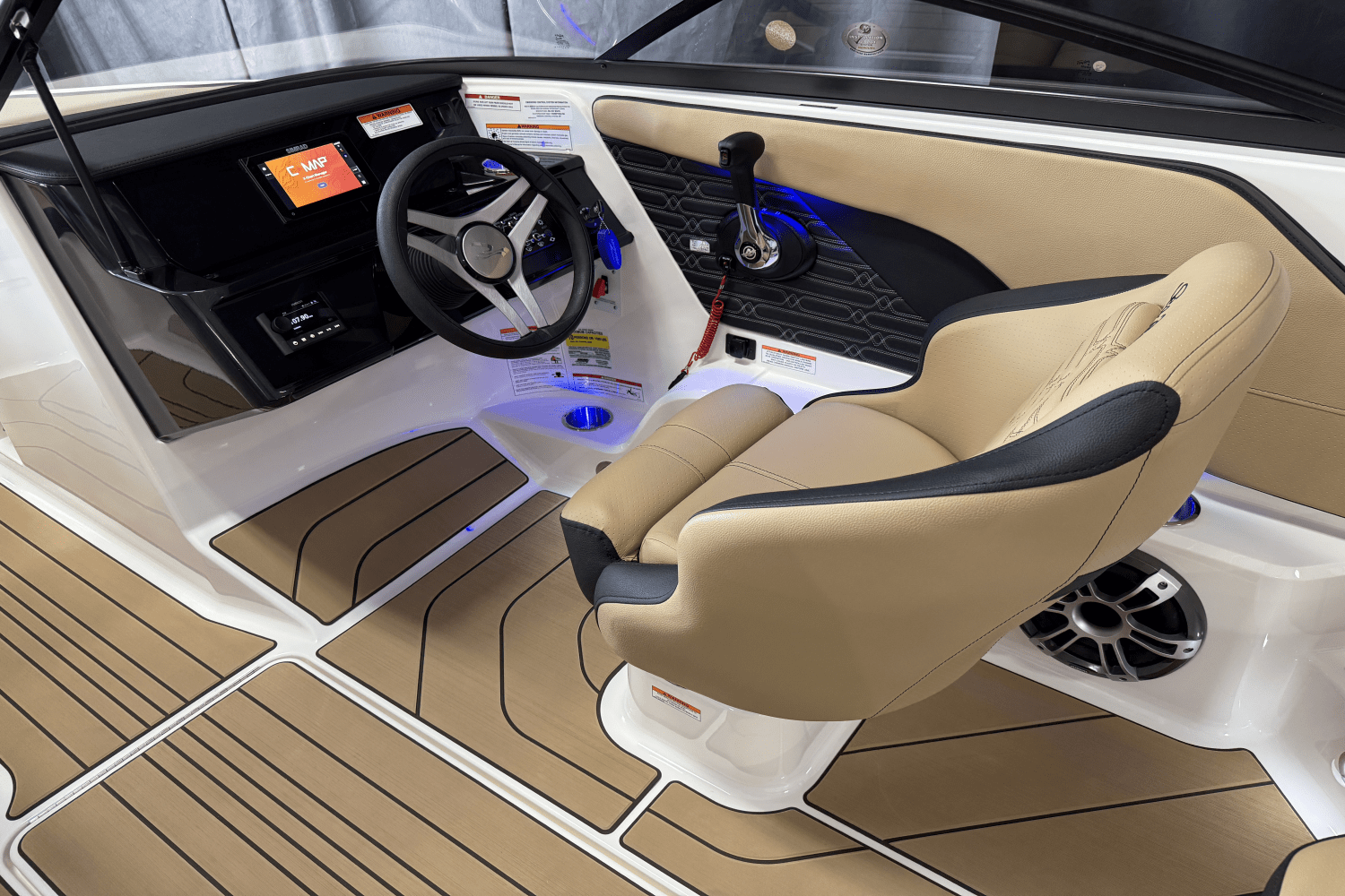 2025 Sea Ray SPX 190 Image Thumbnail #50