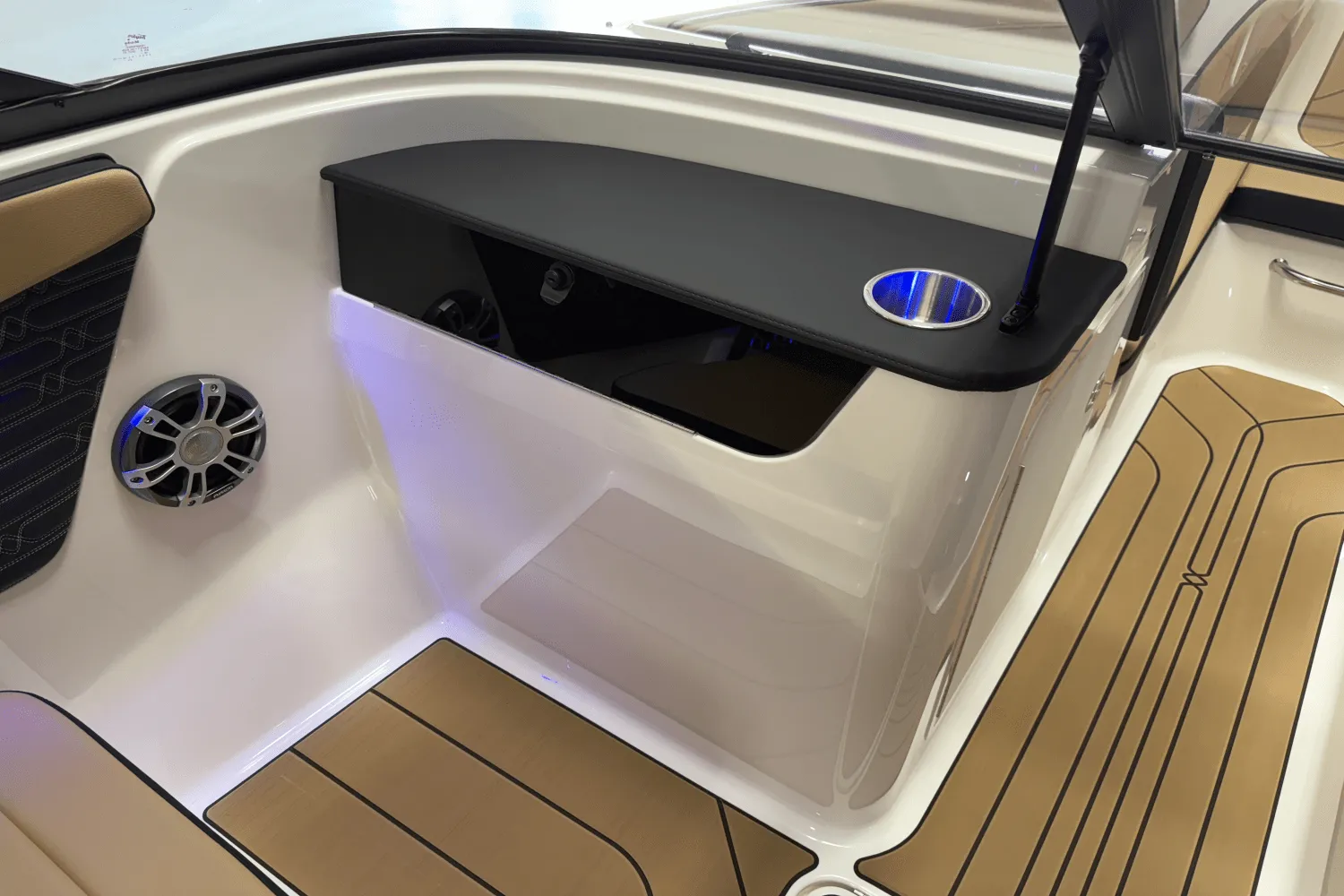 2025 Sea Ray SPX 190 Image Thumbnail #46