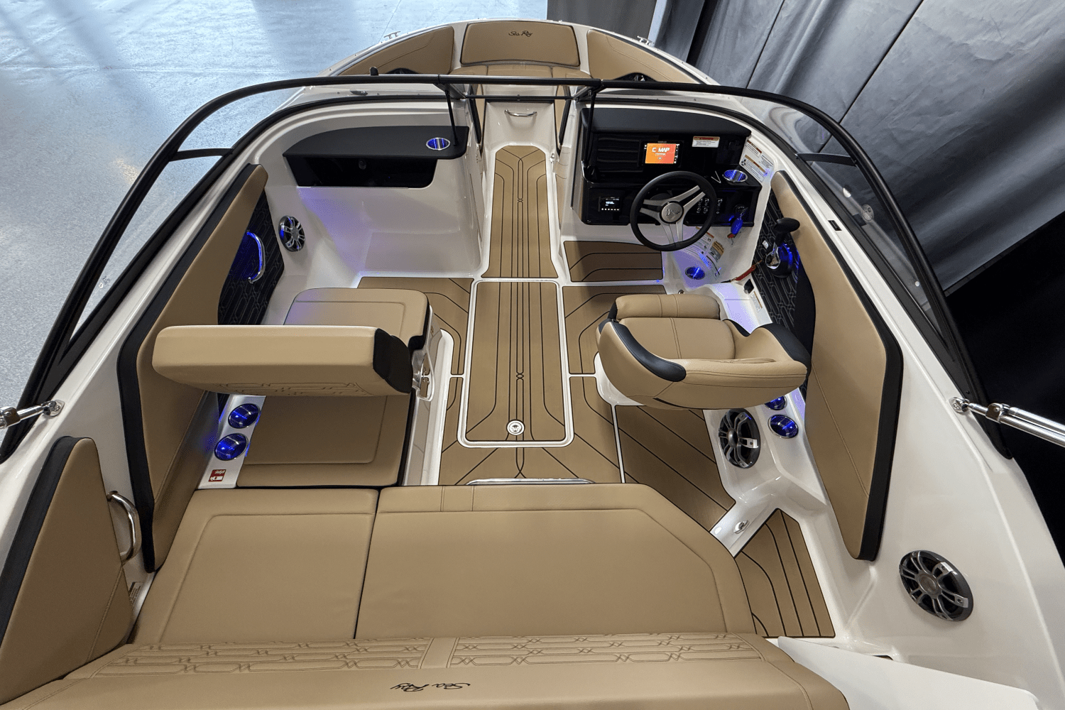 2025 Sea Ray SPX 190 Image Thumbnail #30