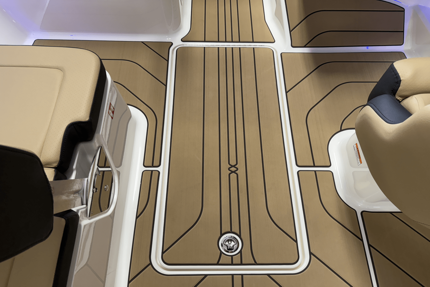 2025 Sea Ray SPX 190 Image Thumbnail #48