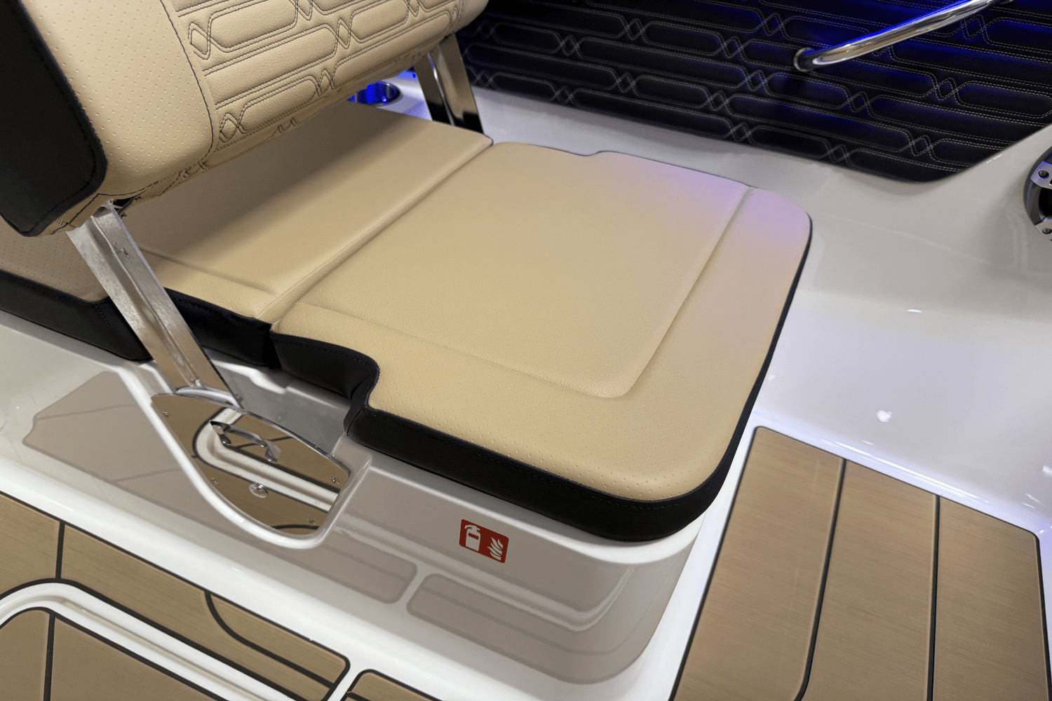 2025 Sea Ray SPX 190 Image Thumbnail #42