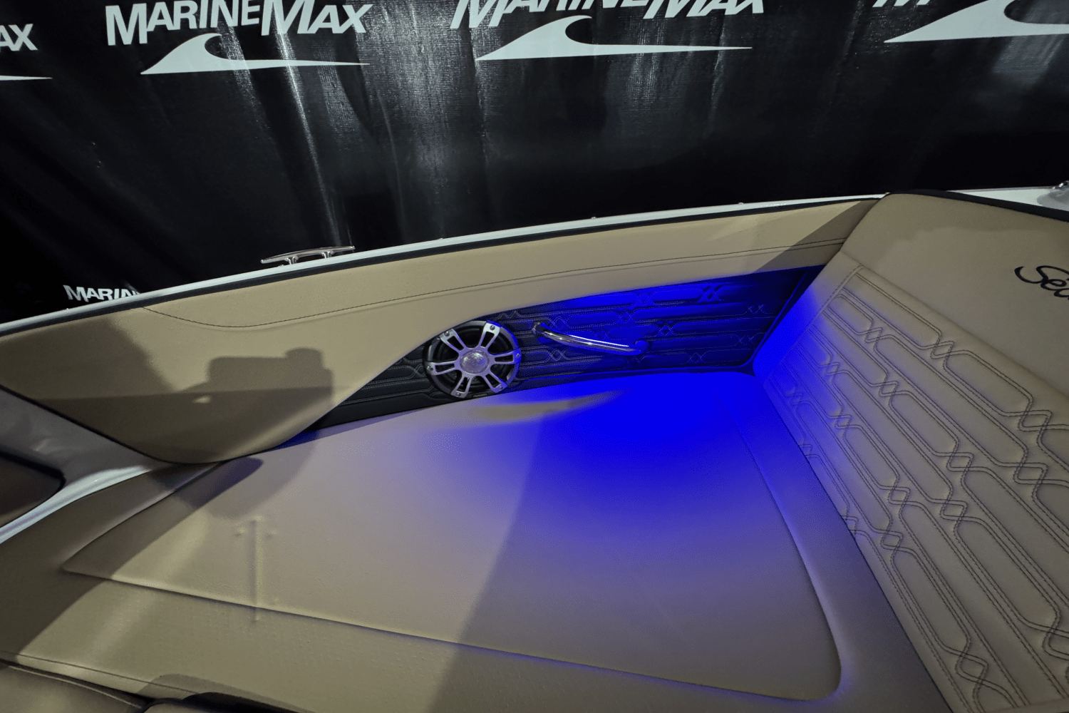 2025 Sea Ray SPX 190 Image Thumbnail #38