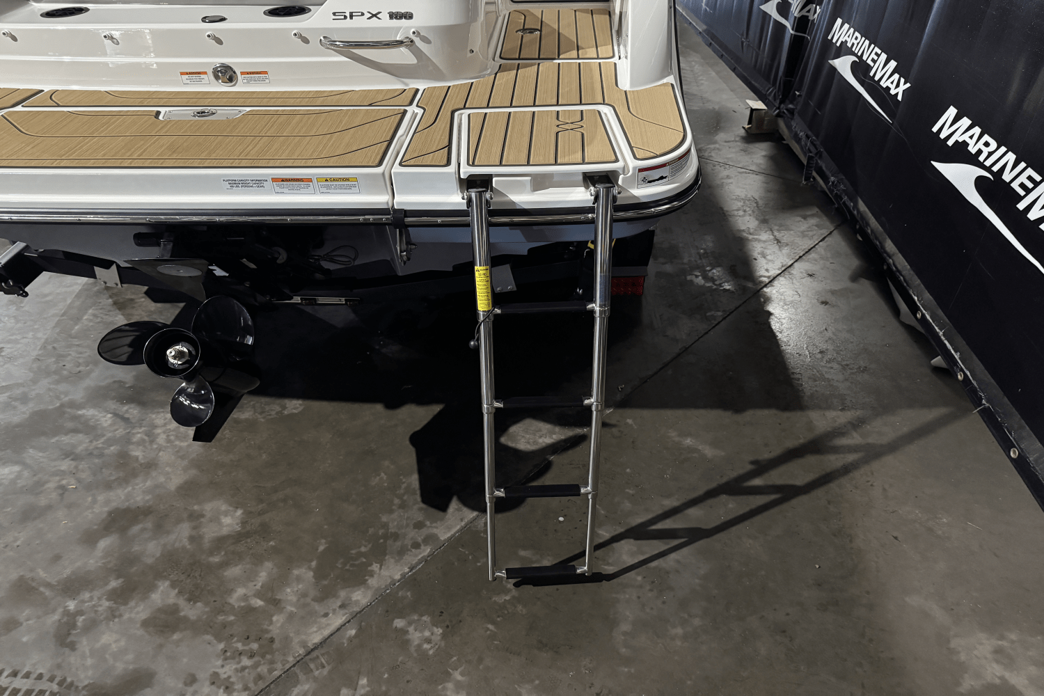 2025 Sea Ray SPX 190 Image Thumbnail #6