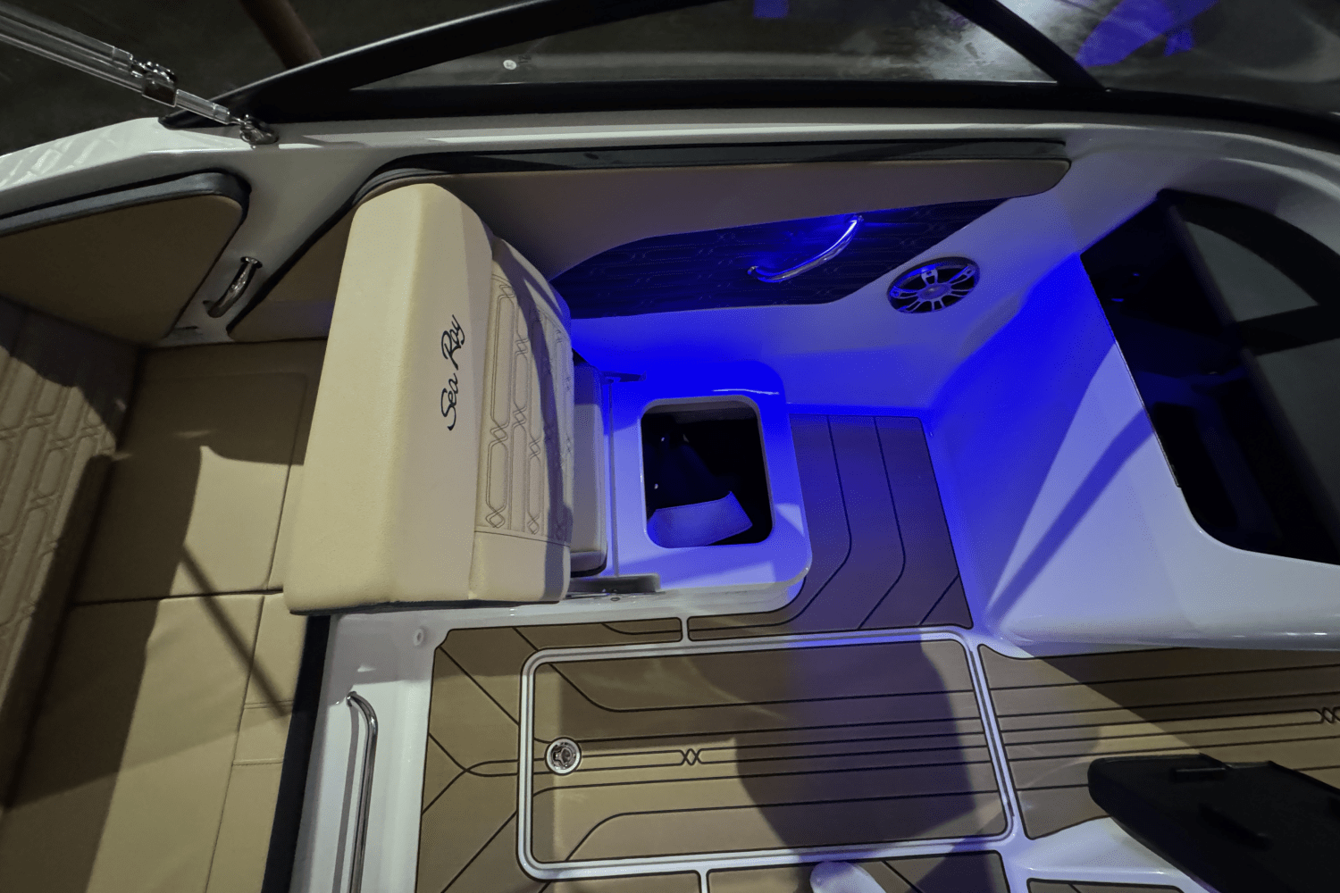 2025 Sea Ray SPX 190 Image Thumbnail #18