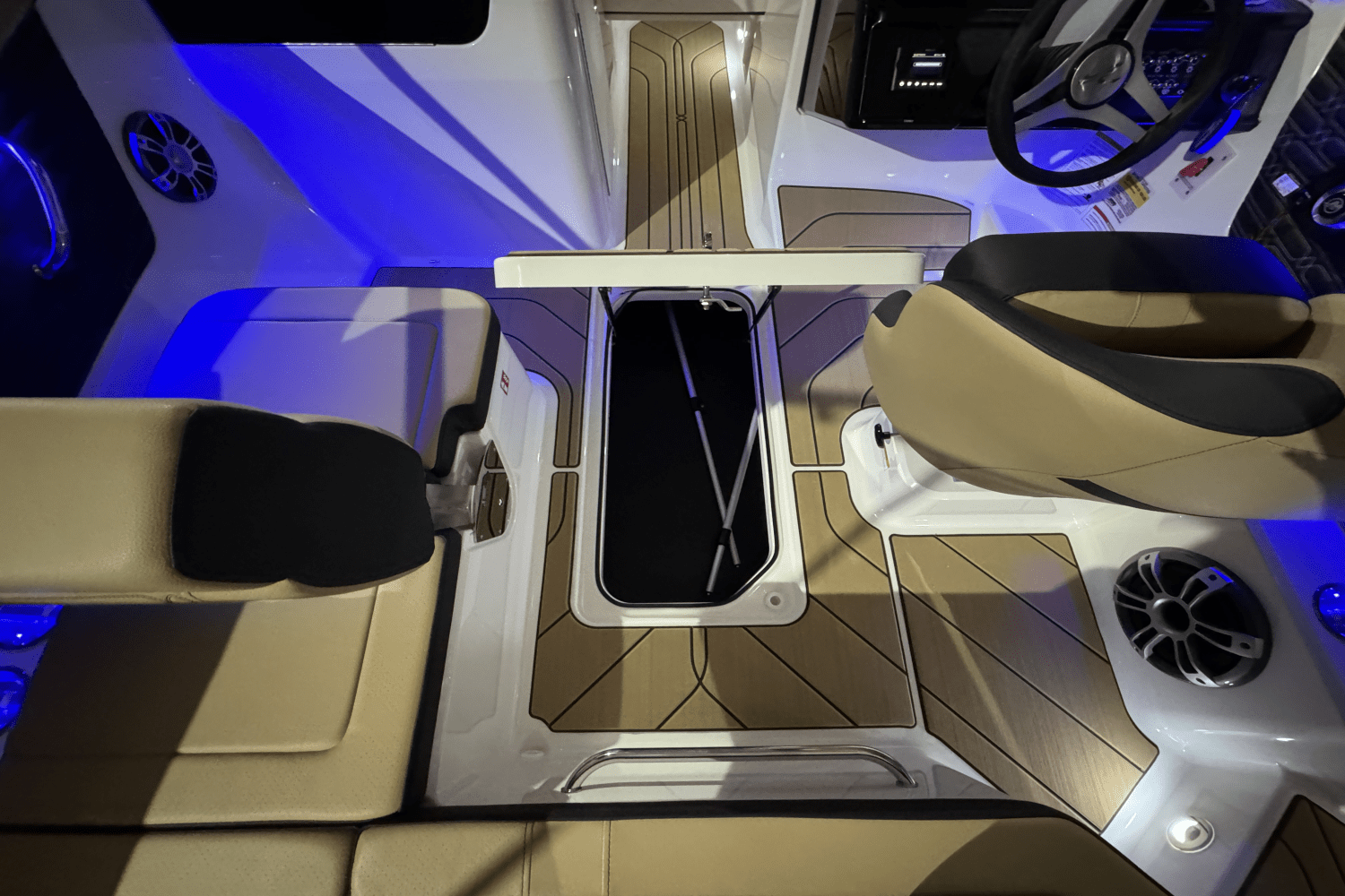 2025 Sea Ray SPX 190 Image Thumbnail #28