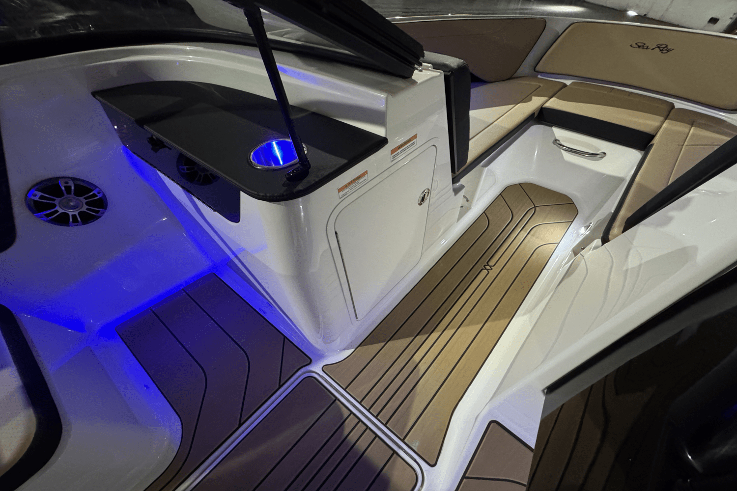 2025 Sea Ray SPX 190 Image Thumbnail #31