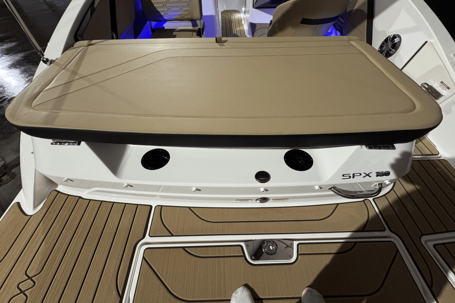 2025 Sea Ray SPX 190 Image Thumbnail #9