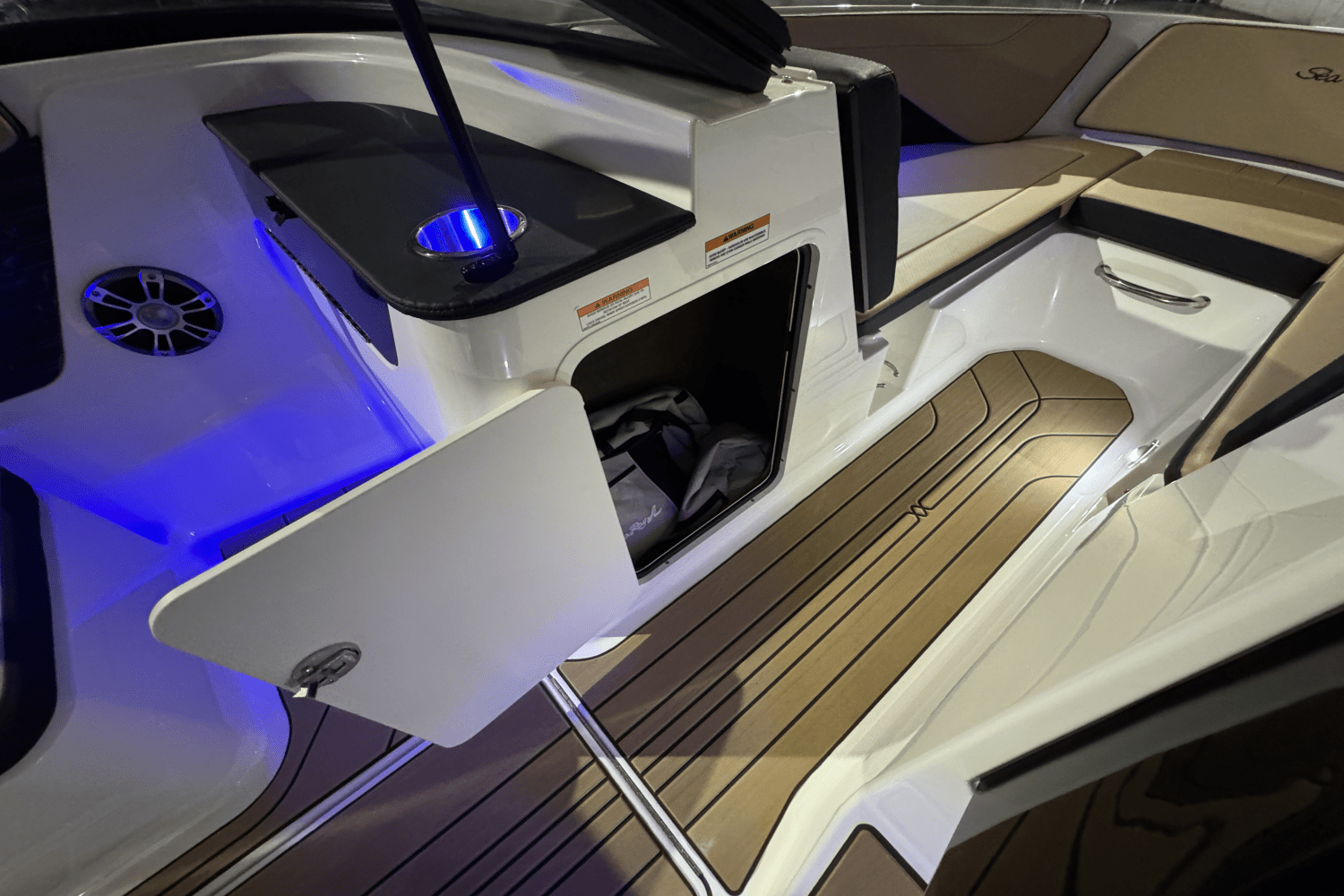 2025 Sea Ray SPX 190 Image Thumbnail #32