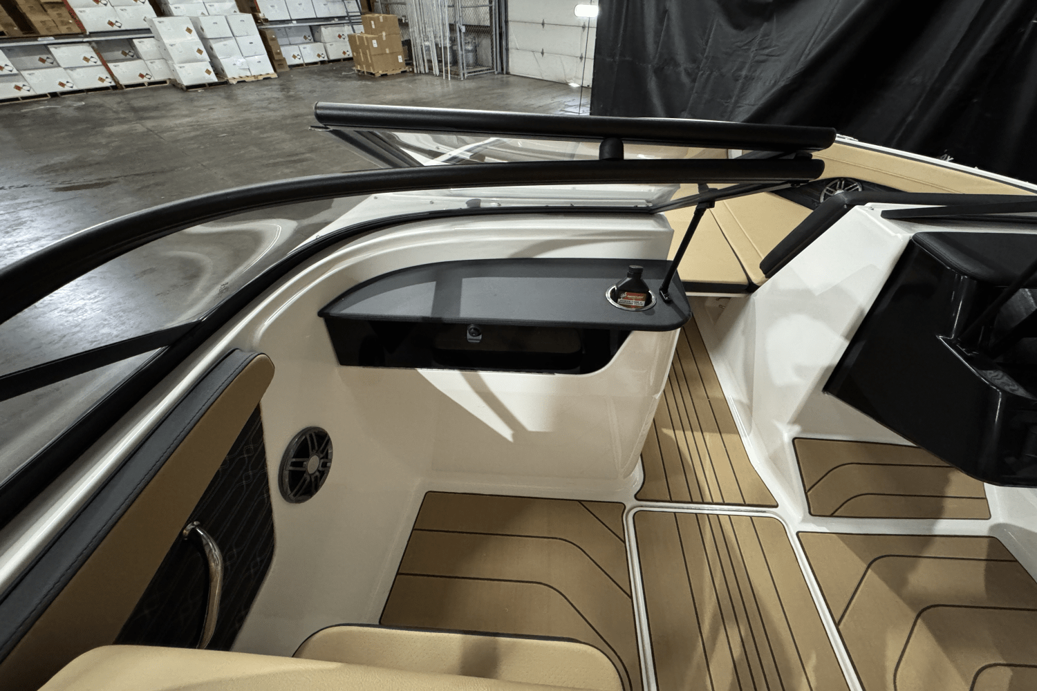 2025 Sea Ray SPX 190 Image Thumbnail #13
