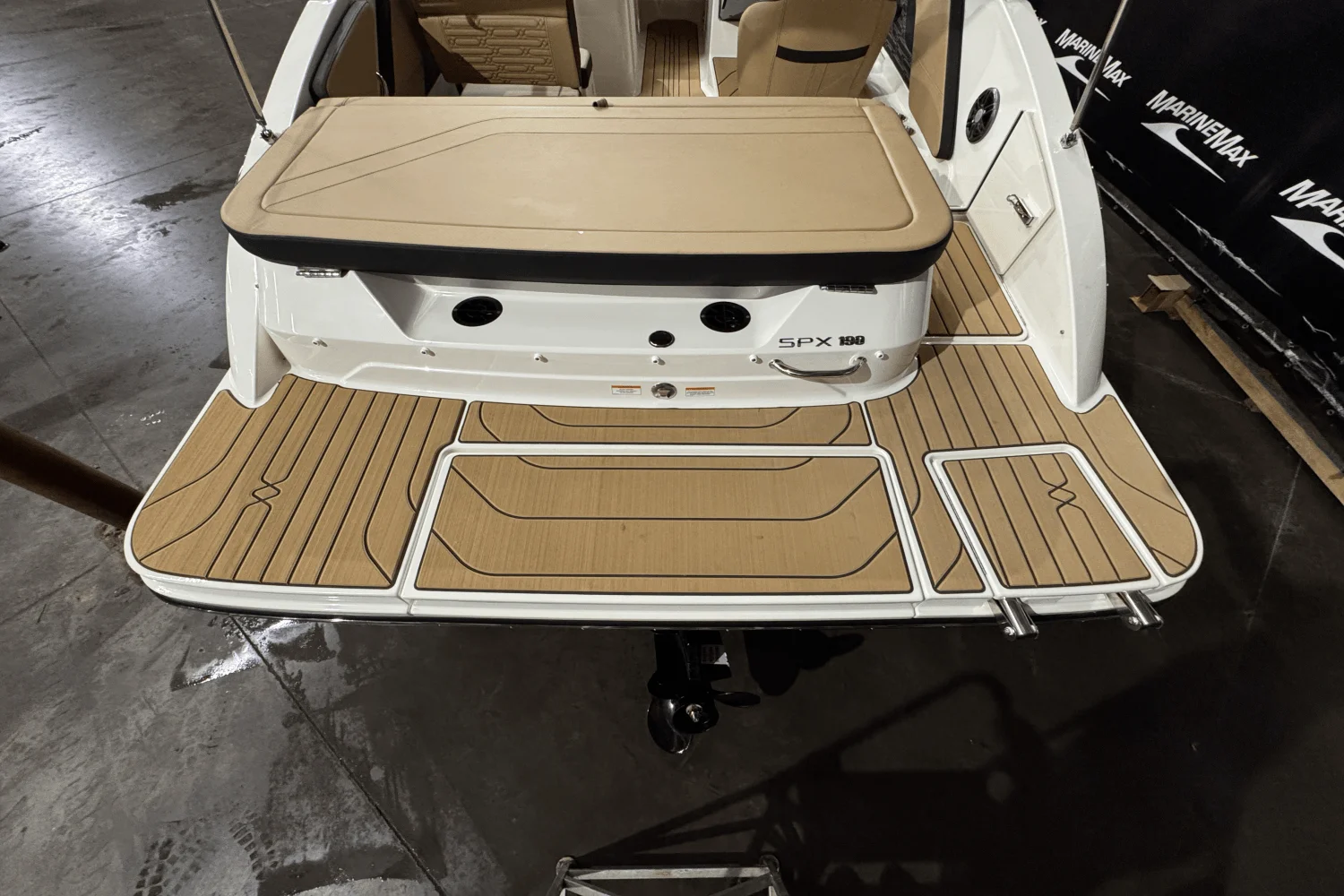 2025 Sea Ray SPX 190 Image Thumbnail #5