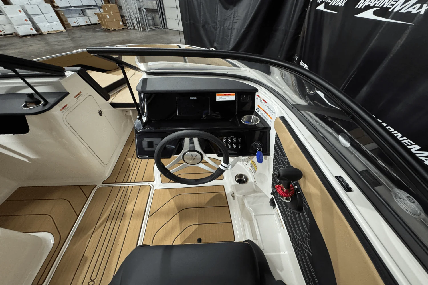 2025 Sea Ray SPX 190 Image Thumbnail #16