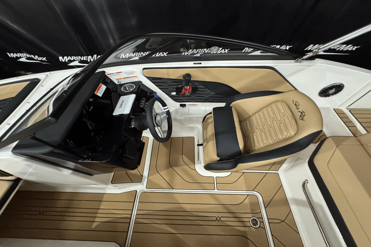 2025 Sea Ray SPX 190 Image Thumbnail #15