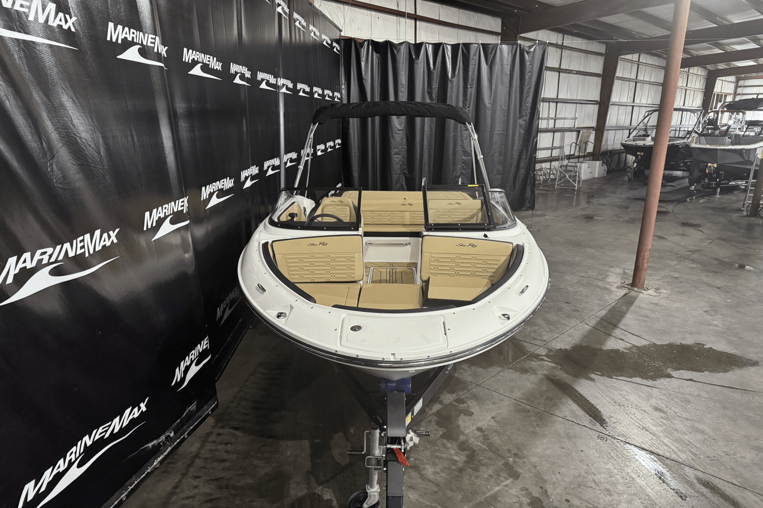 2025 Sea Ray SPX 190 Image Thumbnail #1