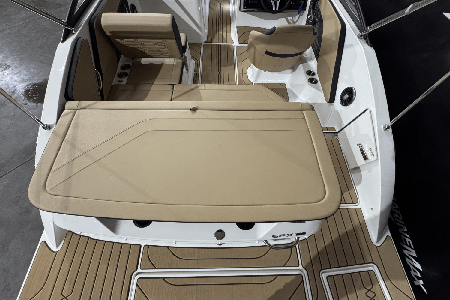 2025 Sea Ray SPX 190 Image Thumbnail #7