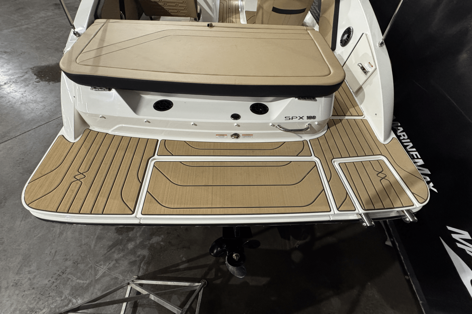 2025 Sea Ray SPX 190 Image Thumbnail #6