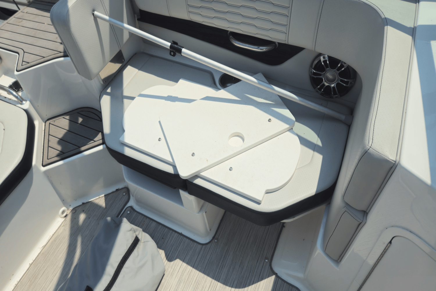 2022 Sea Ray 19 SPX Image Thumbnail #9