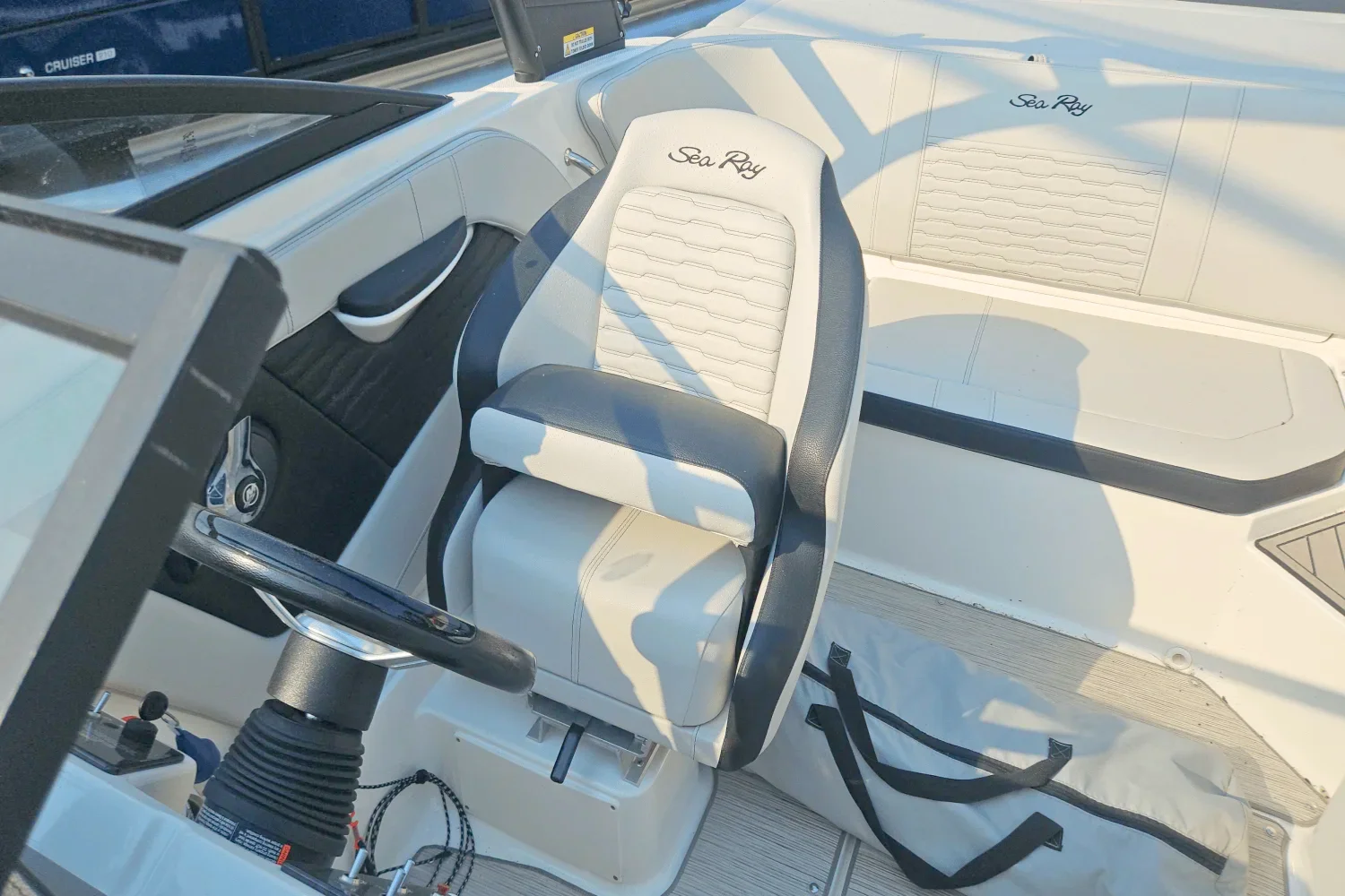 2022 Sea Ray 19 SPX Image Thumbnail #10