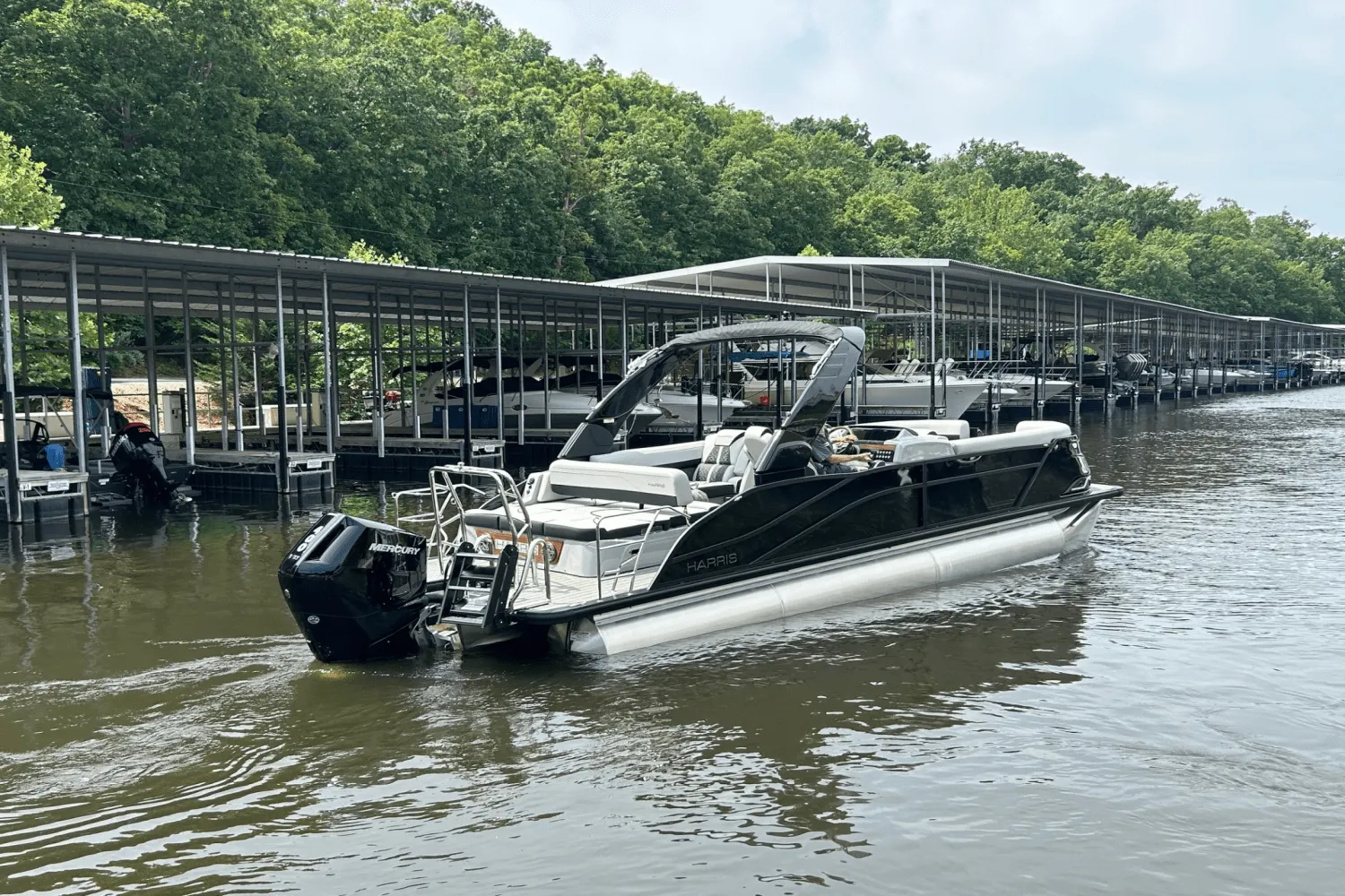 2025 Harris Grand Mariner 250 Image Thumbnail #4