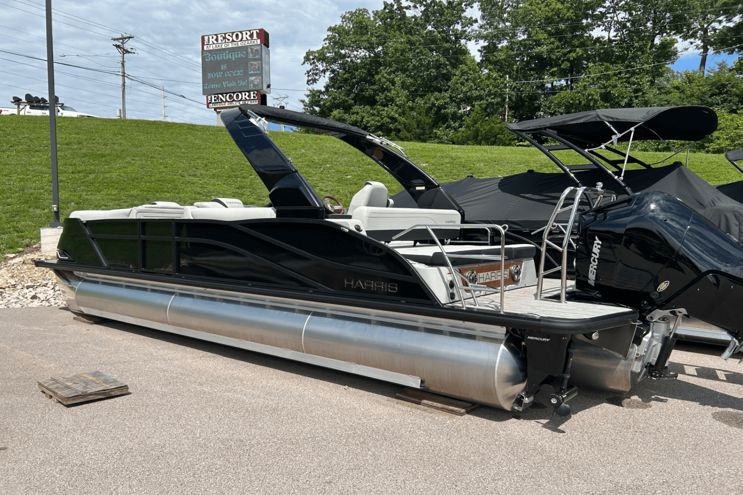 2025 Harris Grand Mariner 250 Image Thumbnail #5
