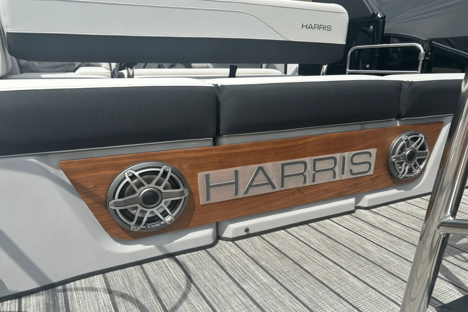 2025 Harris Grand Mariner 250 Image Thumbnail #11
