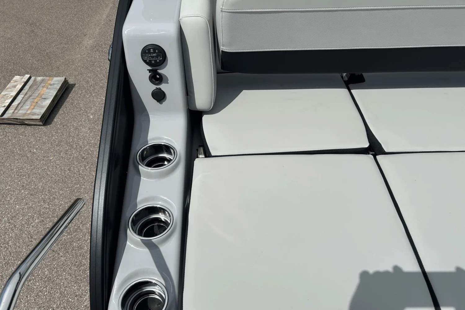 2025 Harris Grand Mariner 250 Image Thumbnail #12