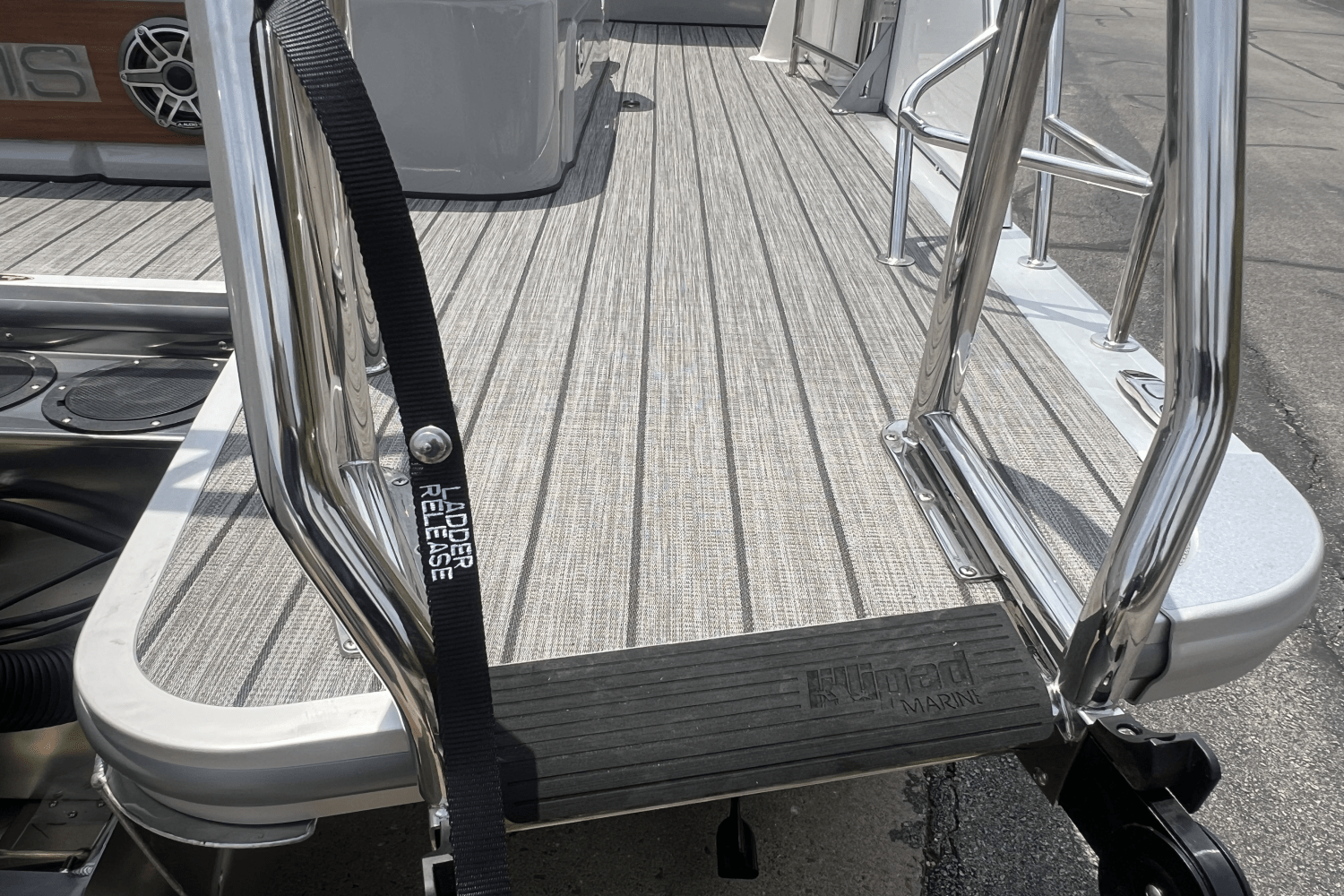 2025 Harris 270 Grand Mariner Image Thumbnail #21