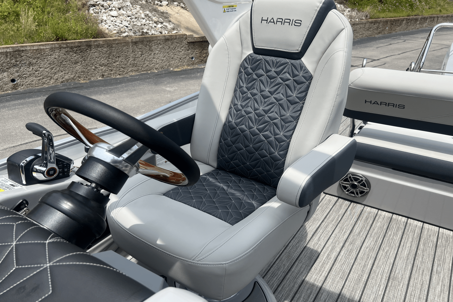 2025 Harris 270 Grand Mariner Image Thumbnail #46