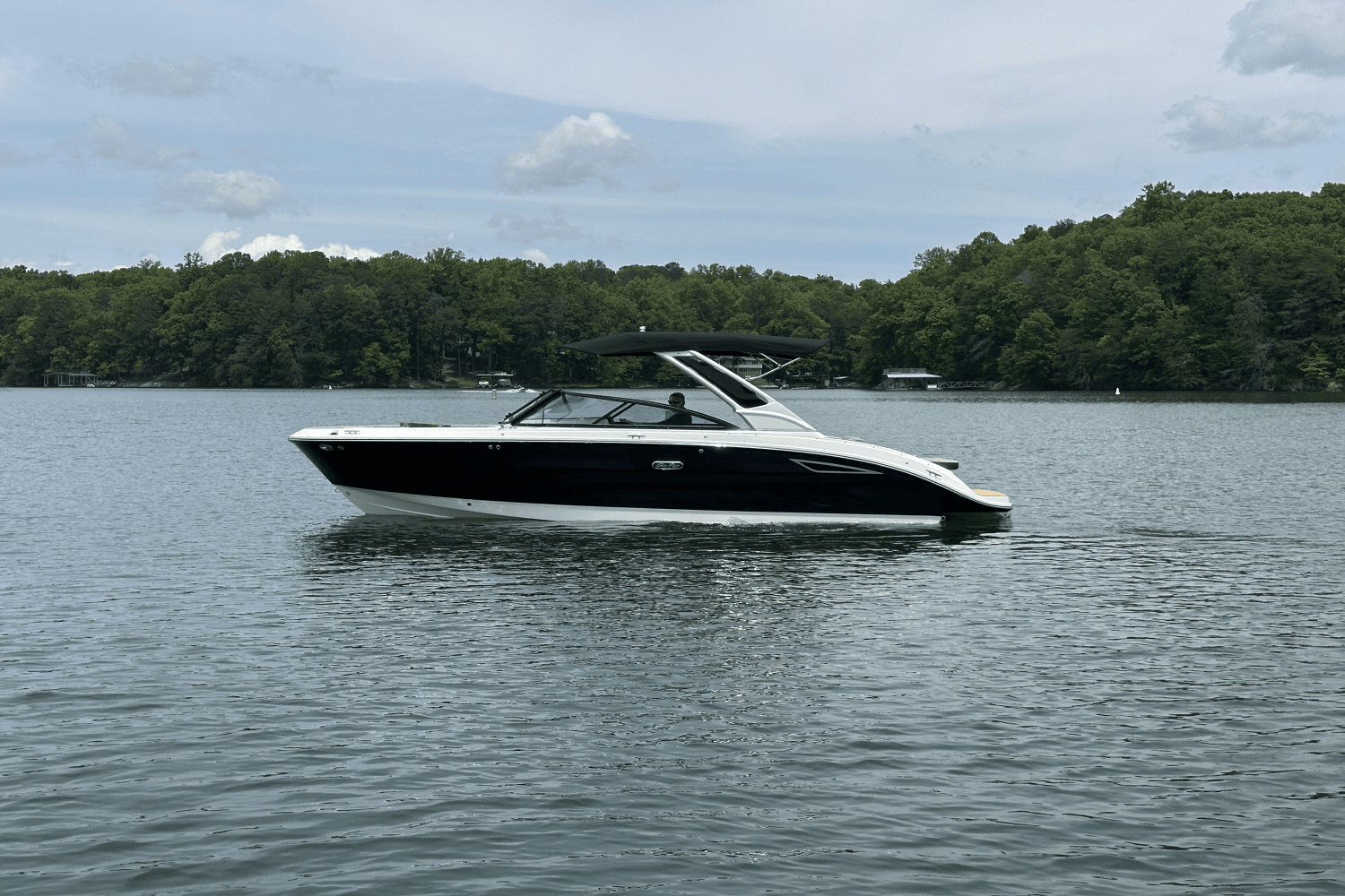 2025 Sea Ray SDX 270 Surf Image Thumbnail #1