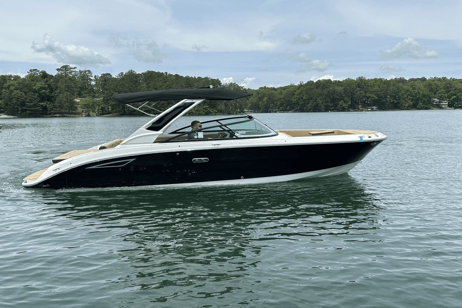 2025 Sea Ray SDX 270 Surf Image Thumbnail #8