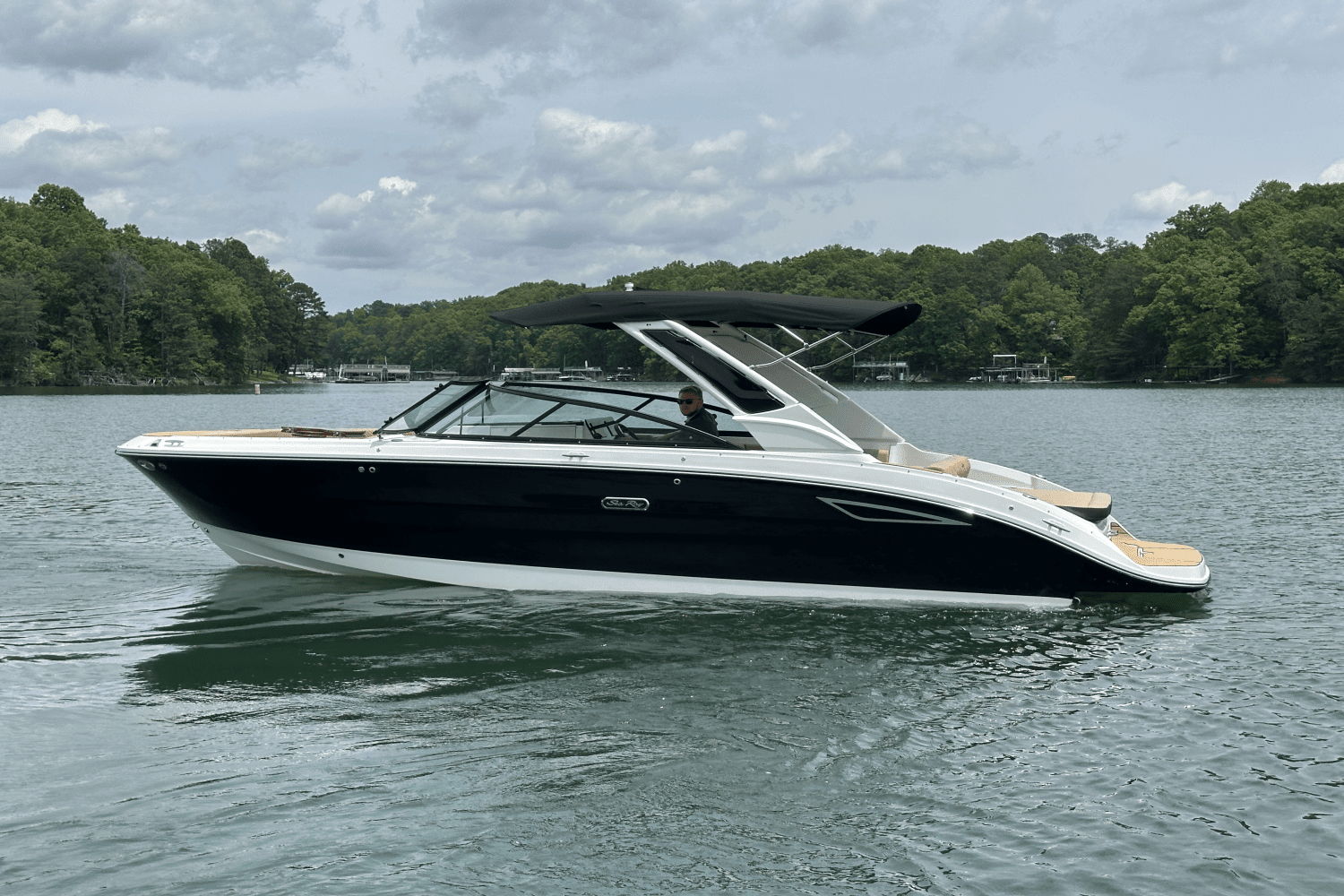 2025 Sea Ray SDX 270 Surf Image Thumbnail #14