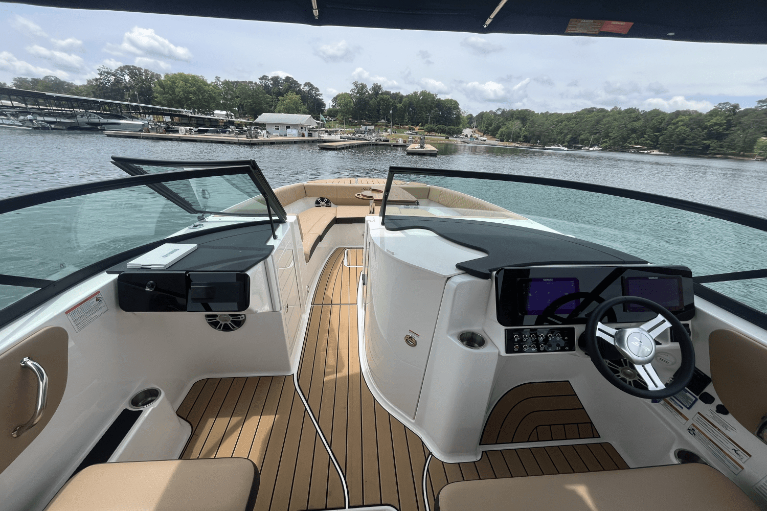 2025 Sea Ray SDX 270 Surf Image Thumbnail #22