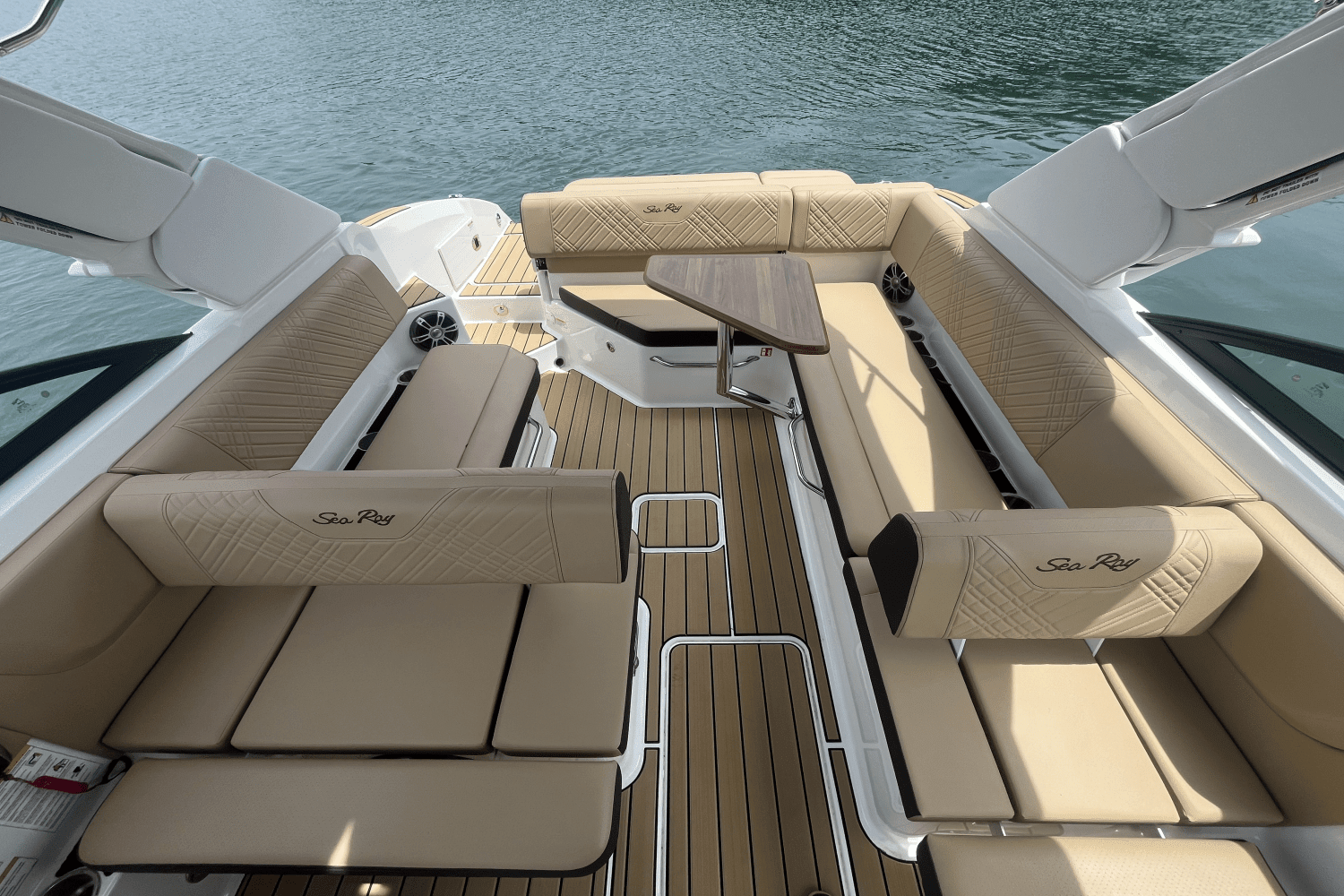 2025 Sea Ray SDX 270 Surf Image Thumbnail #15