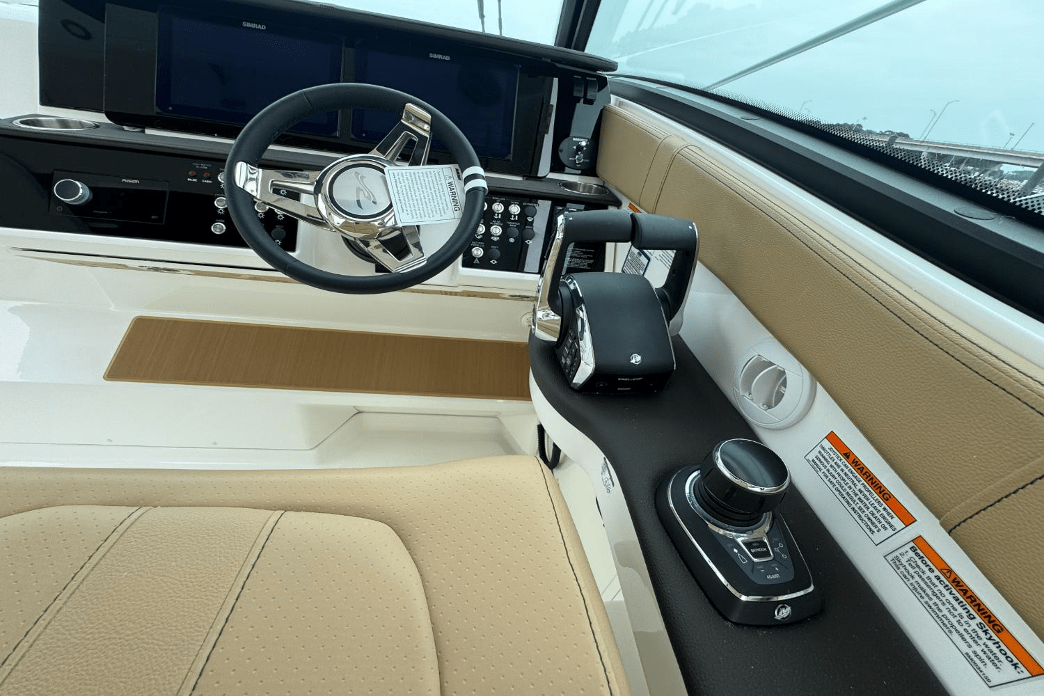 2026 Sea Ray 320DA-OB Image Thumbnail #30