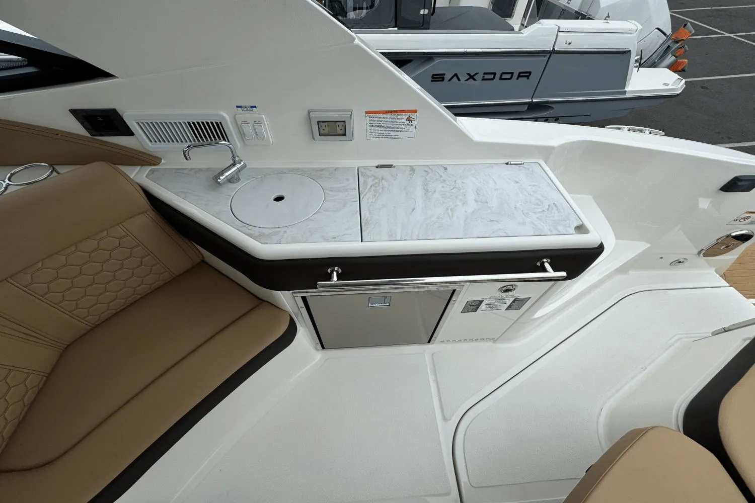 2026 Sea Ray Sundancer 320 Outboard Image Thumbnail #14