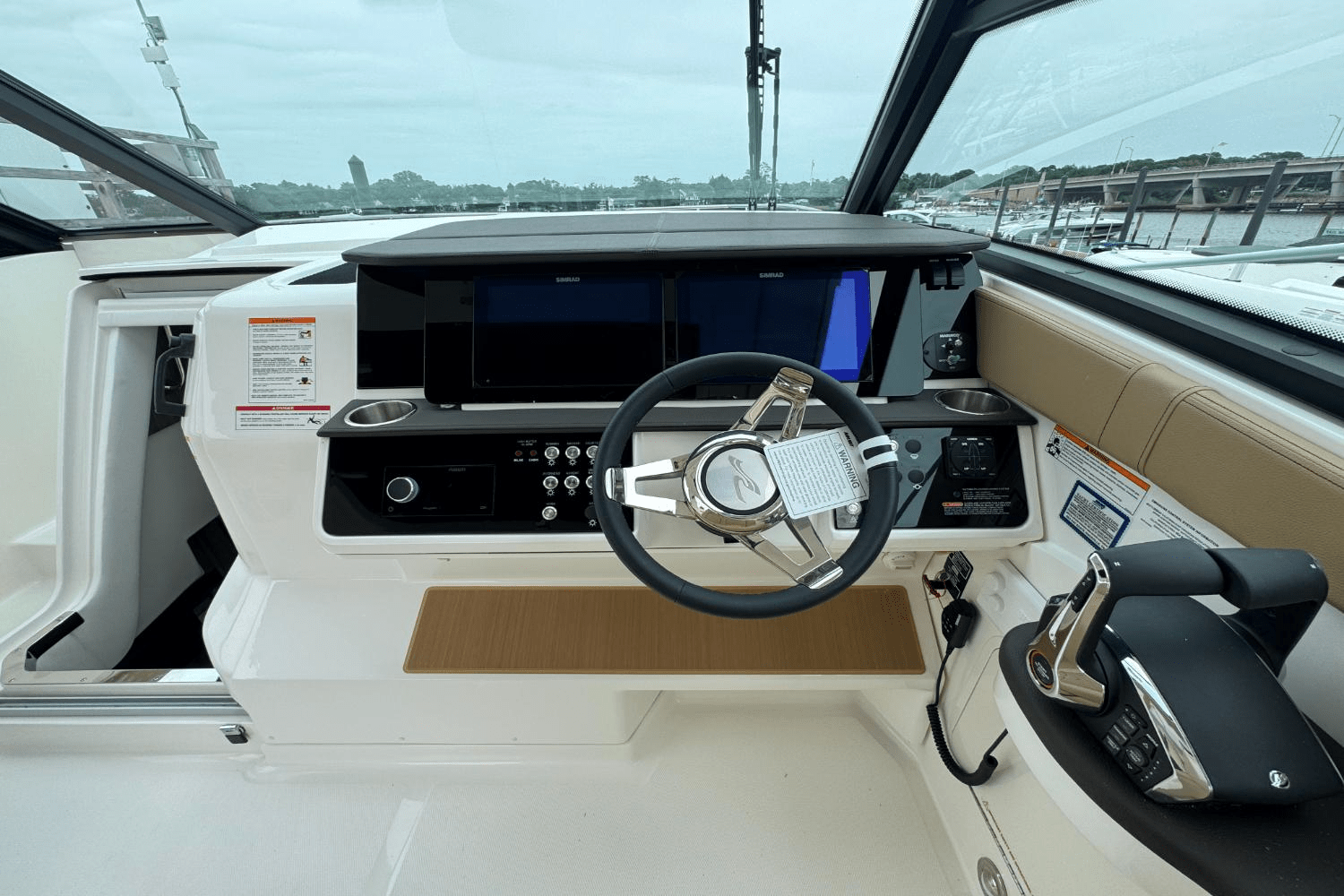 2026 Sea Ray 320DA-OB Image Thumbnail #28
