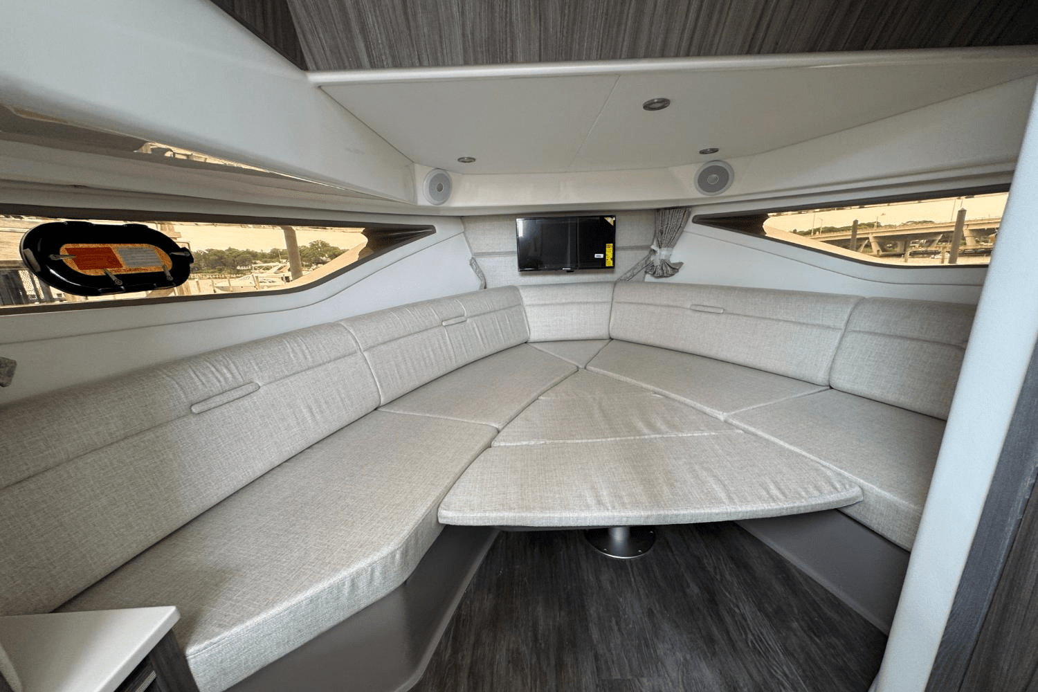 2026 Sea Ray 320DA-OB Image Thumbnail #35