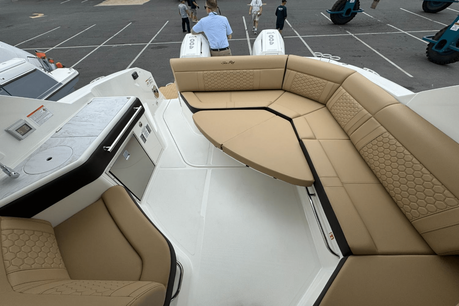 2026 Sea Ray 320DA-OB Image Thumbnail #7