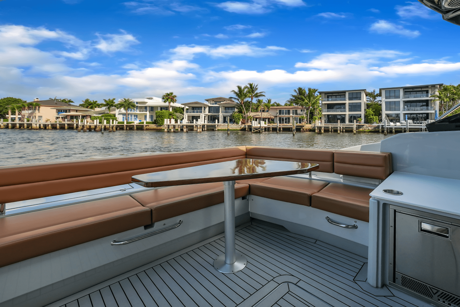 2025 Cruisers Yachts 46 Cantius Image Thumbnail #15