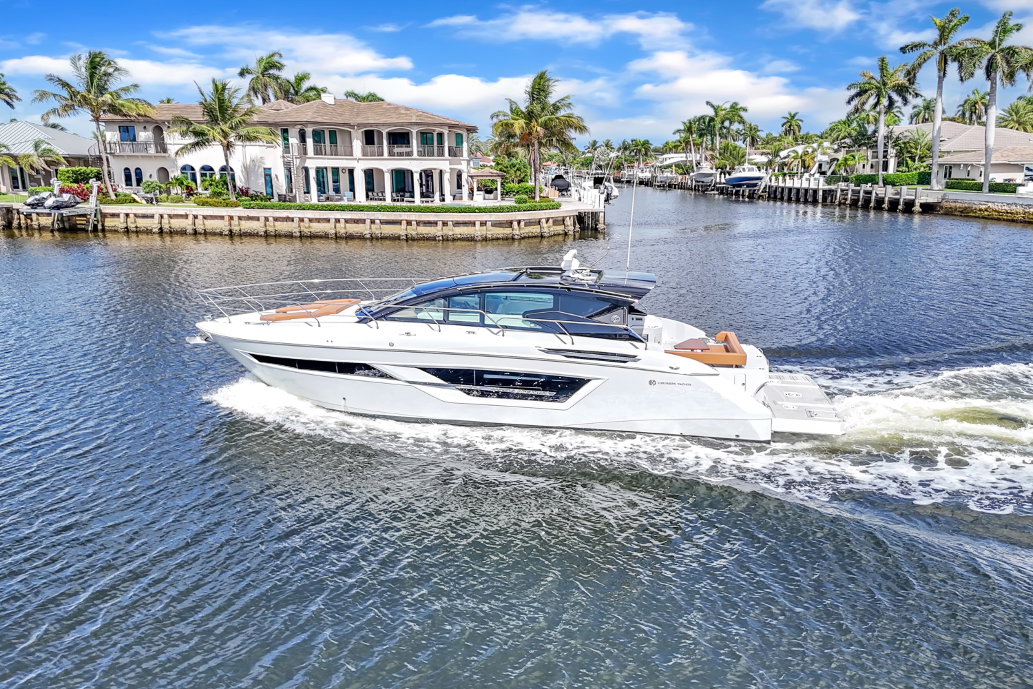 2025 Cruisers Yachts 46 Cantius Image Thumbnail #7