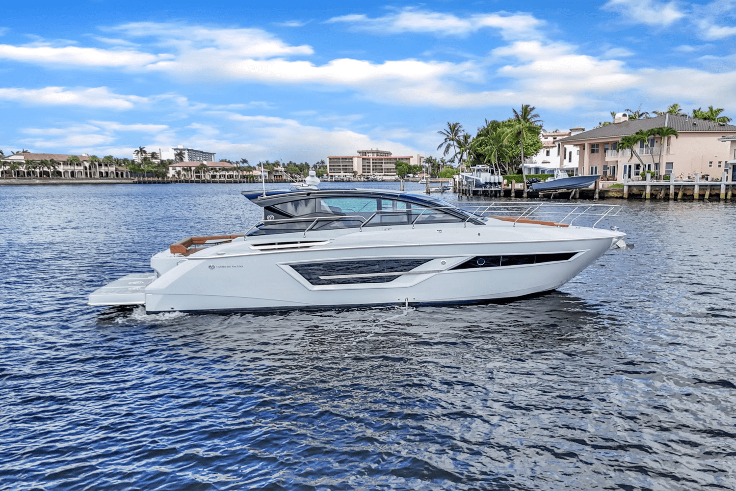 2025 Cruisers Yachts 46 Cantius Image Thumbnail #2