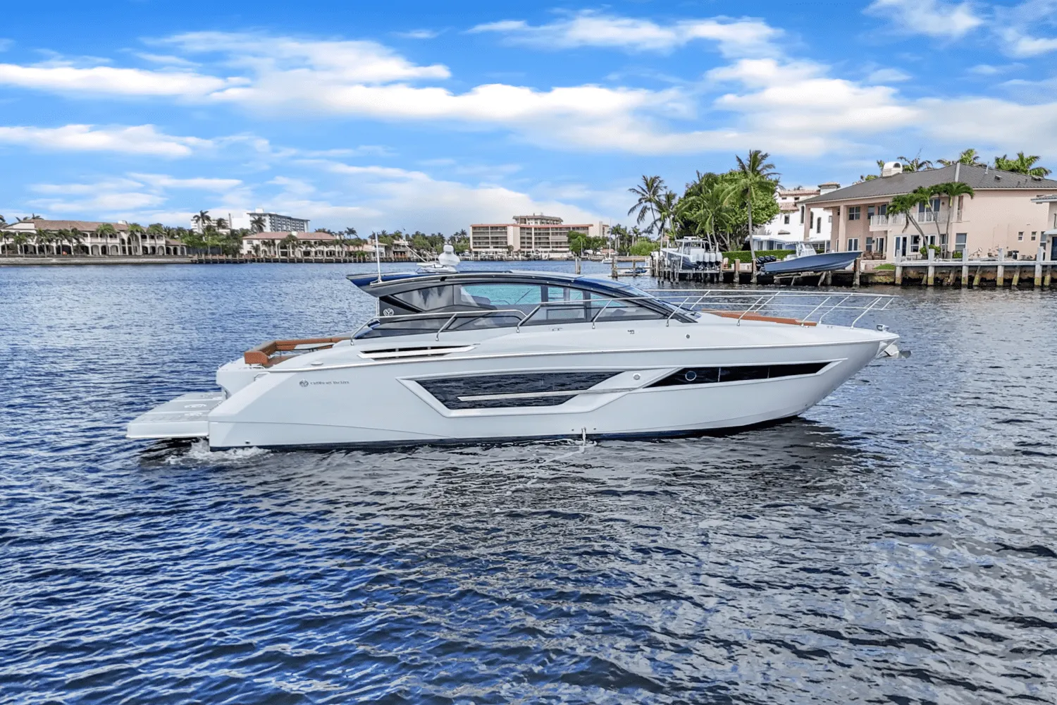 2025 Cruisers Yachts 46 Cantius Image Thumbnail #2