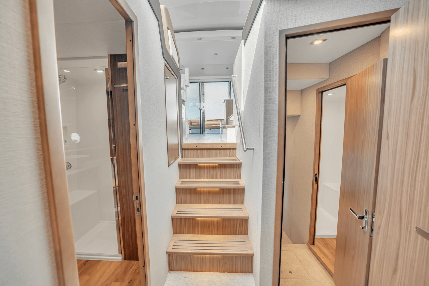 2025 Cruisers Yachts 46 Cantius Image Thumbnail #36
