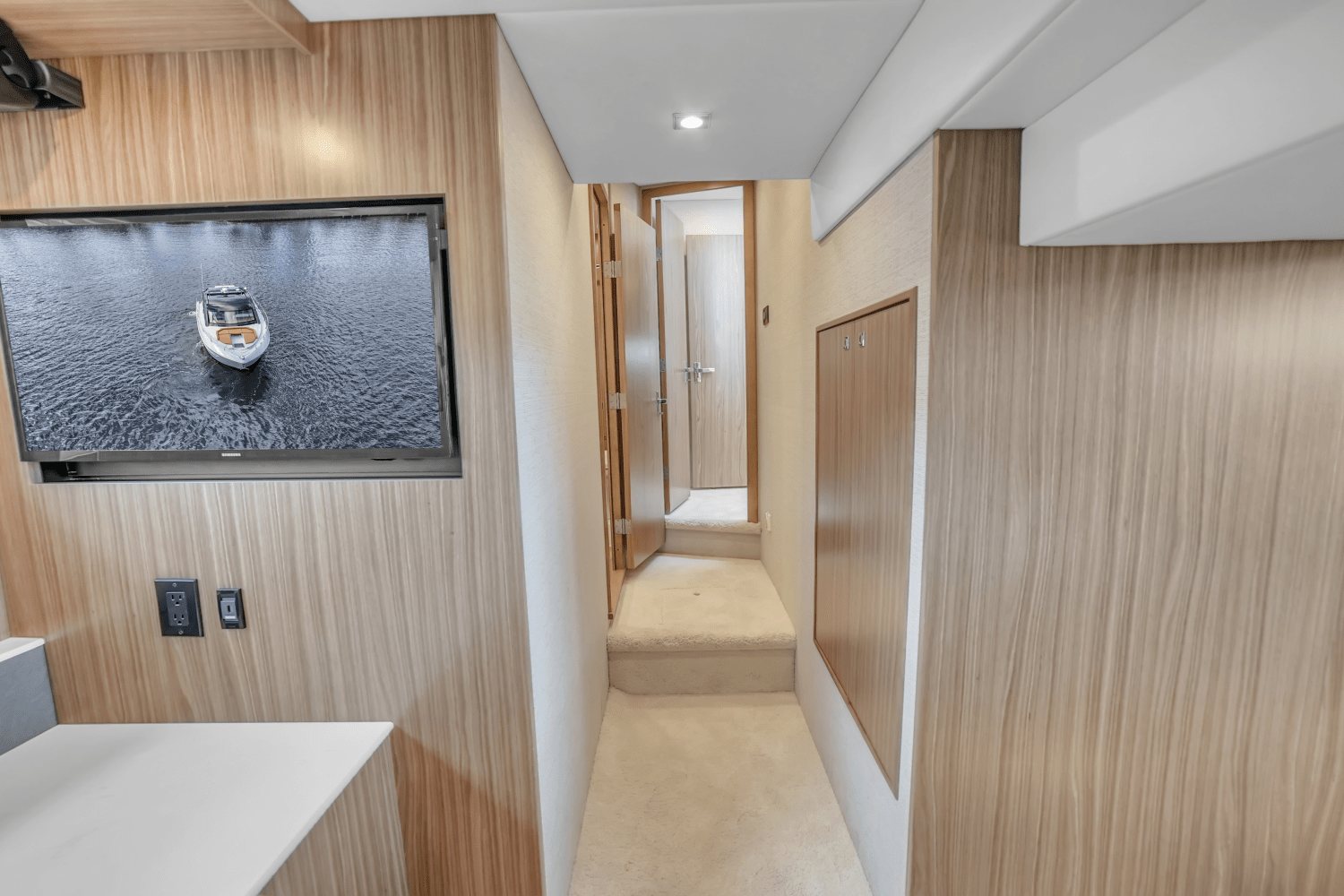 2025 Cruisers Yachts 46 Cantius Image Thumbnail #43