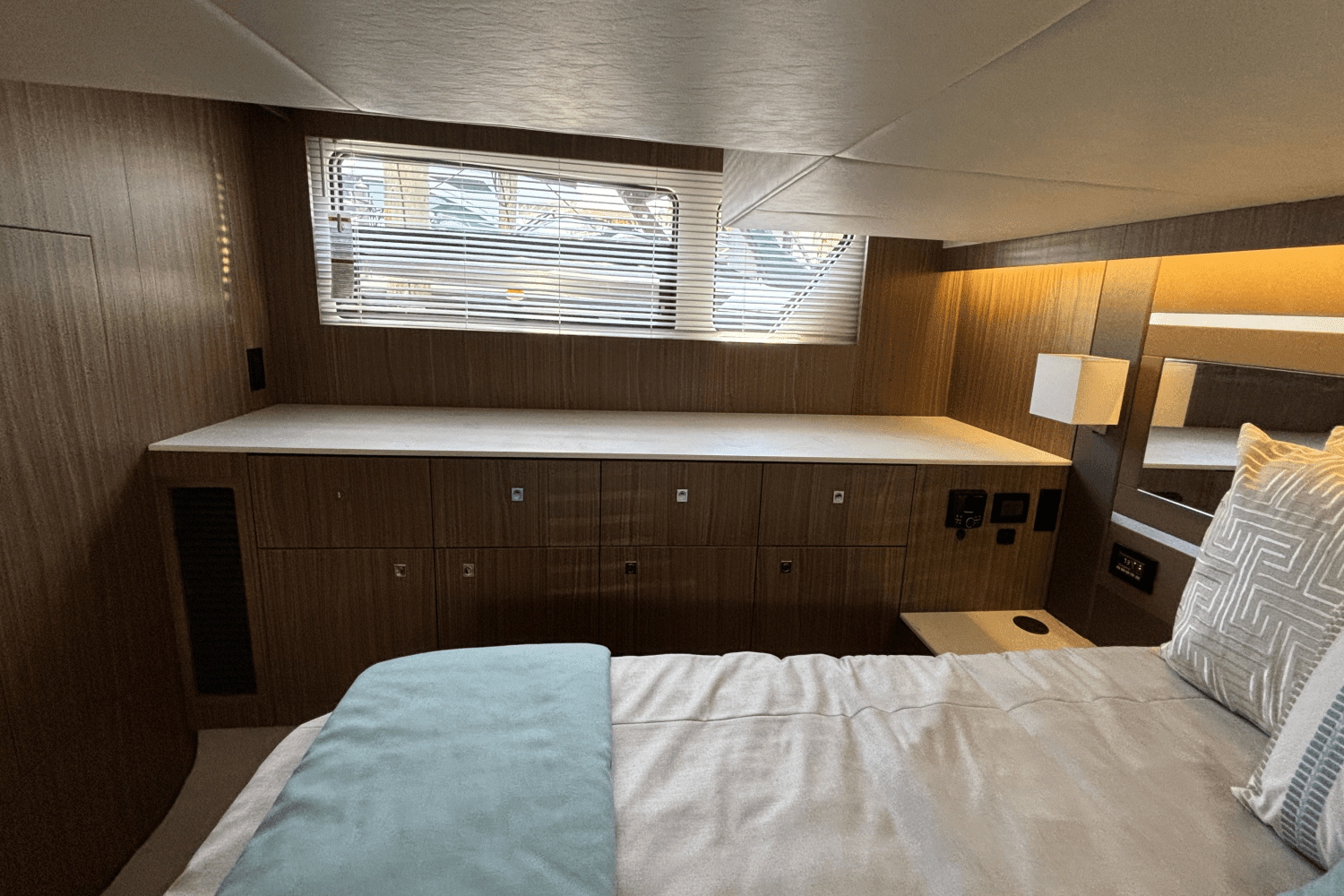 2025 Cruisers Yachts 46 Cantius Image Thumbnail #35