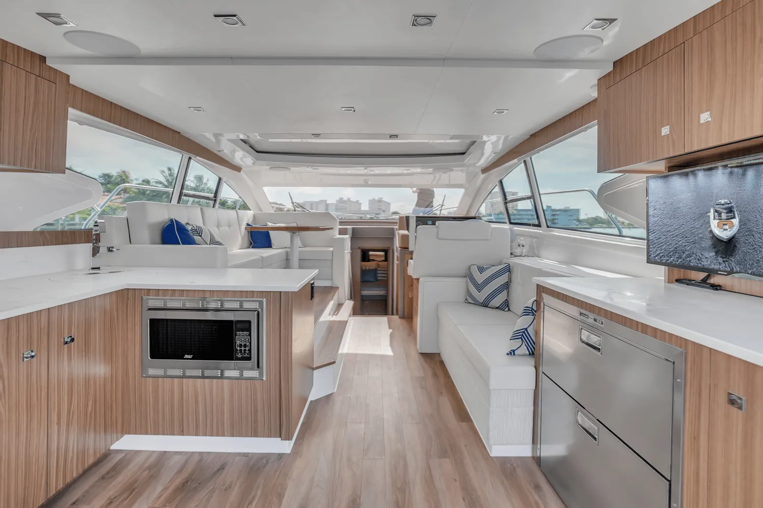 2025 Cruisers Yachts 46 Cantius Image Thumbnail #27