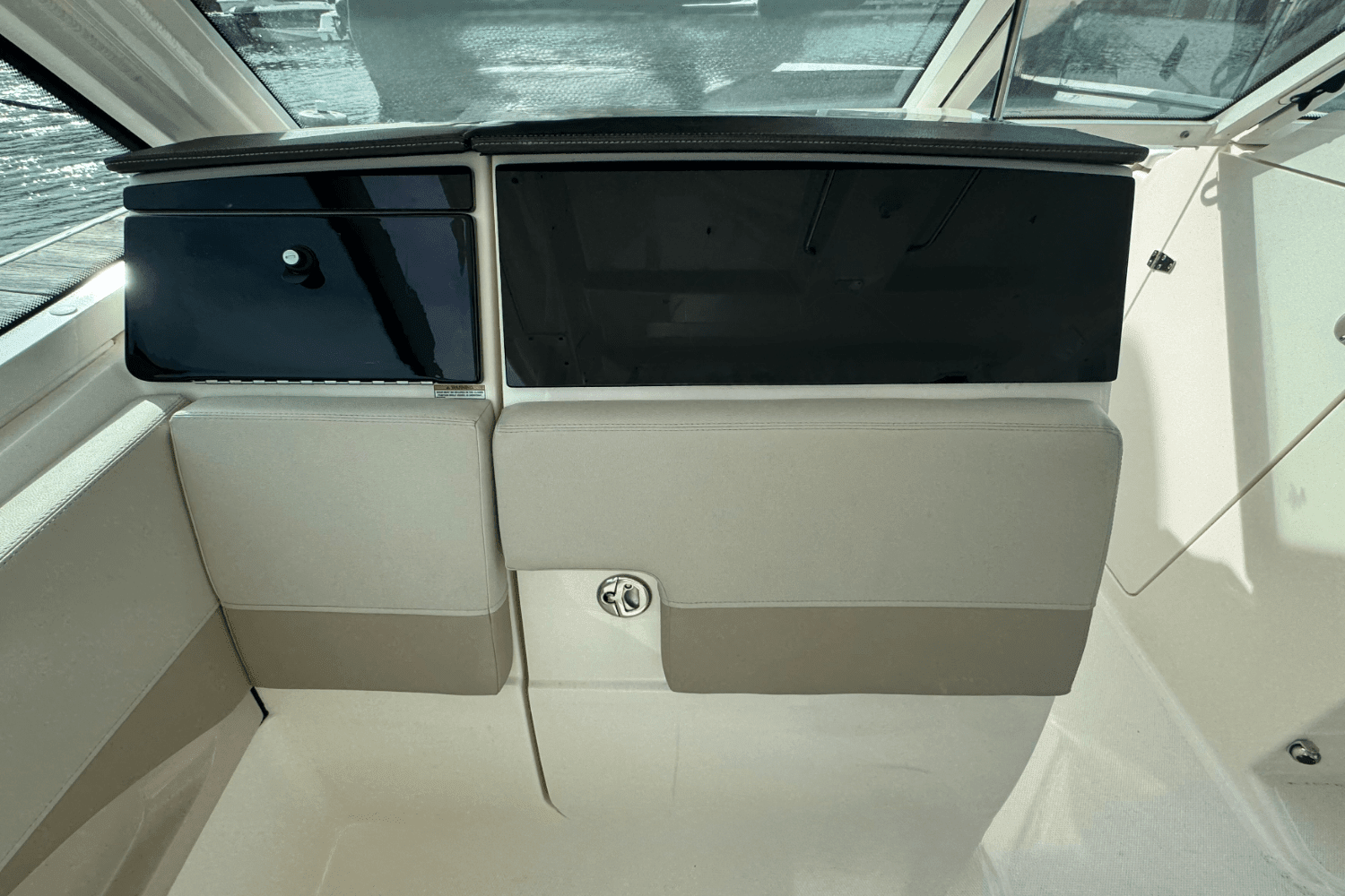 2023 Boston Whaler 280 Vantage Image Thumbnail #28