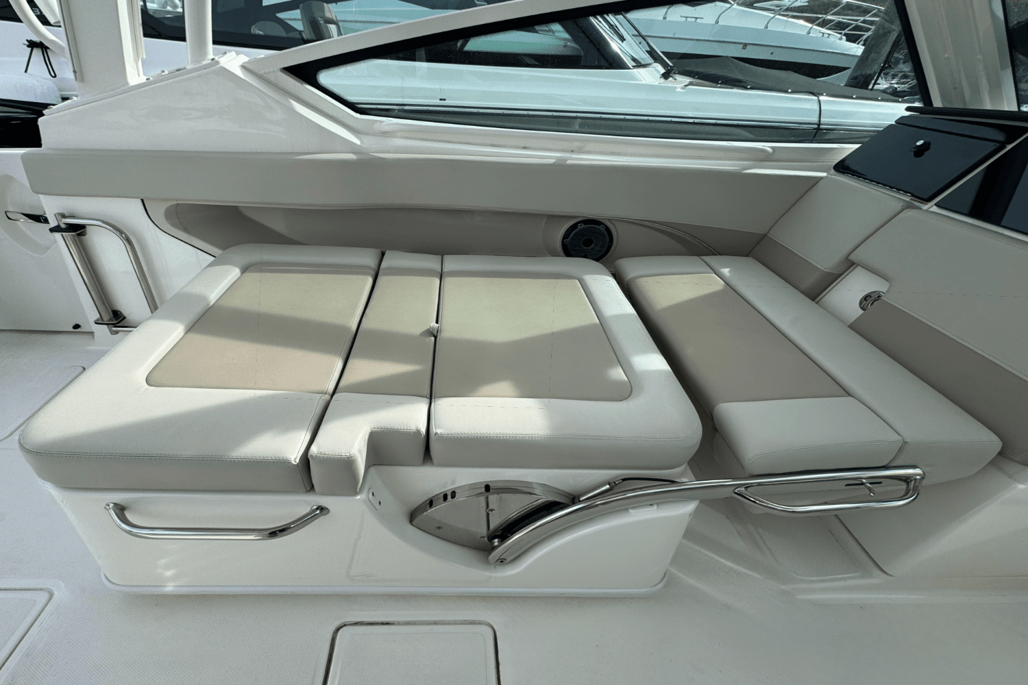 2023 Boston Whaler 280 Vantage Image Thumbnail #16